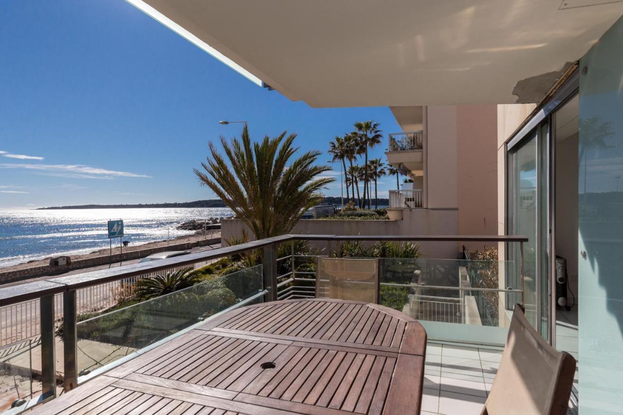 Bright Two Bedroomed Apartment On The Beach In Cannes With Huge Terrace With Fabulous Sea Views - 2001 Ngoại thất bức ảnh